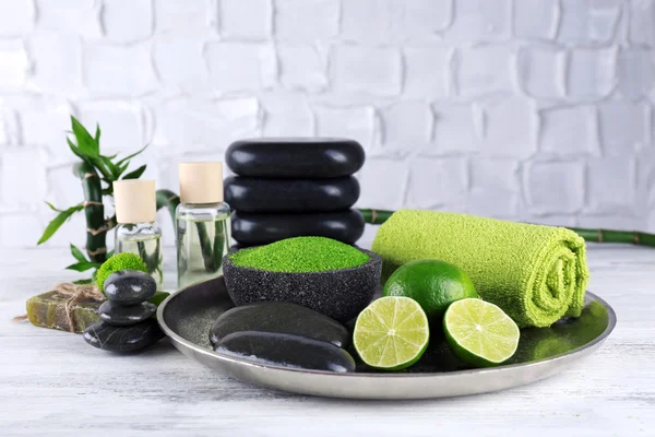 Beautiful composition of spa treatment on tray, on light background — Stock Photo, Image