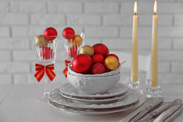 Apparecchiatura tavola di Natale decorato. Idea menu di Natale — Foto Stock