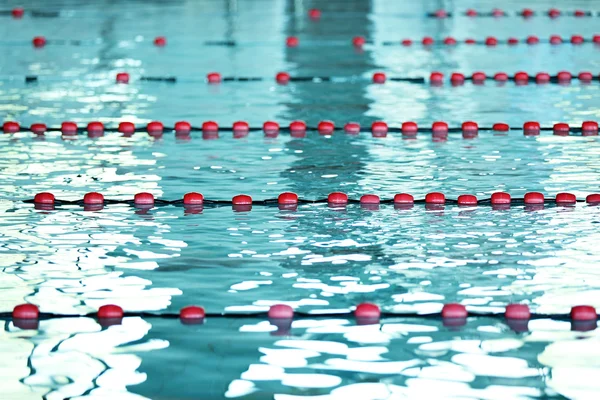 Agua en la piscina —  Fotos de Stock