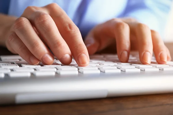 Female hands typing on keyboard close up — Stock Photo, Image