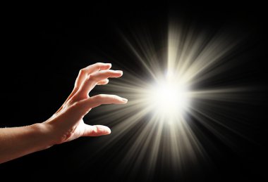 genç kadın el ışık