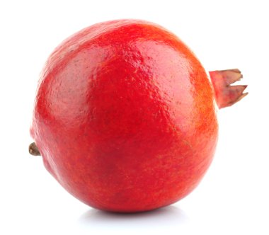 Beyaz üzerine izole edilmiş nar.