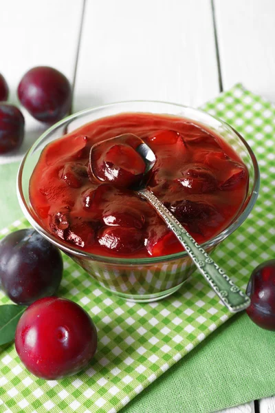 Sabrosa mermelada de ciruela casera — Foto de Stock