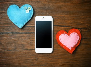 yürekleri beyaz akıllı telefon