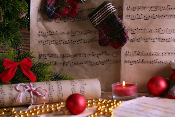 Notas de música com decoração de Natal — Fotografia de Stock