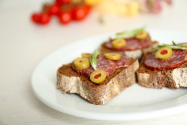 Plaka, lezzetli sandviçler yakın çekim