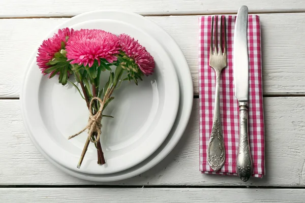 夏のテーブルの設定 — ストック写真