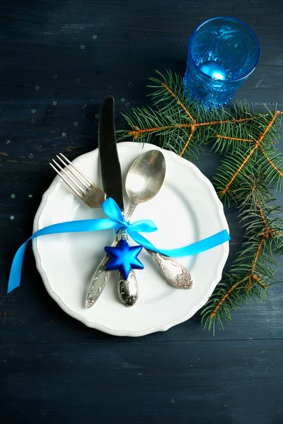 Empty plate, cutlery, napkin — Stock Photo, Image