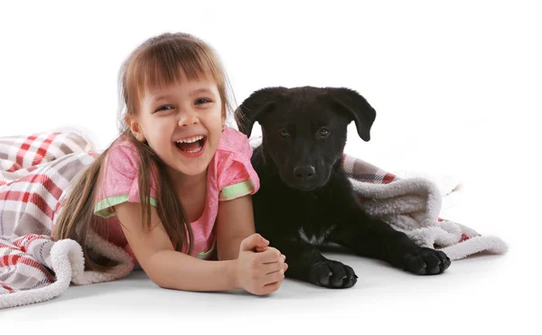 Schattig meisje met puppy — Stockfoto