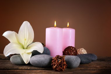 Lily ile güzel spa kompozisyon