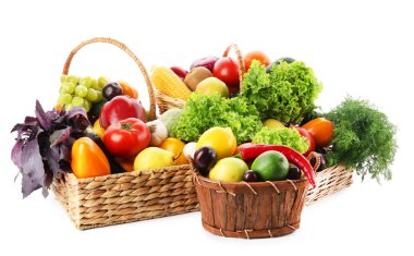 taze sebze ve meyve üzerinde beyaz izole