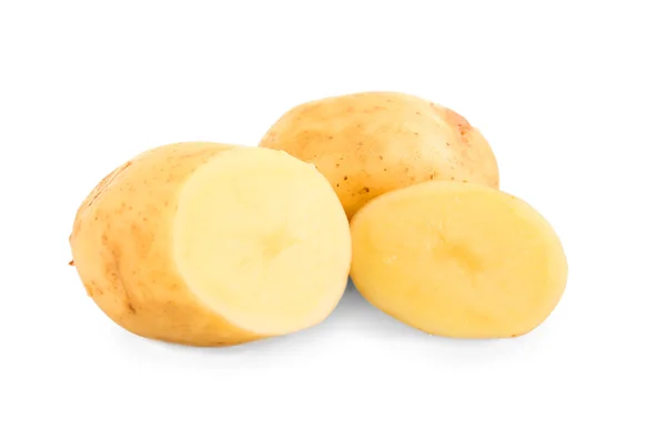 Jonge aardappelen geïsoleerd op wit — Stockfoto