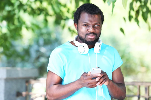 African American man with headphones — Stock Photo, Image