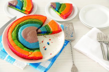 Gökkuşağı lezzetli kek