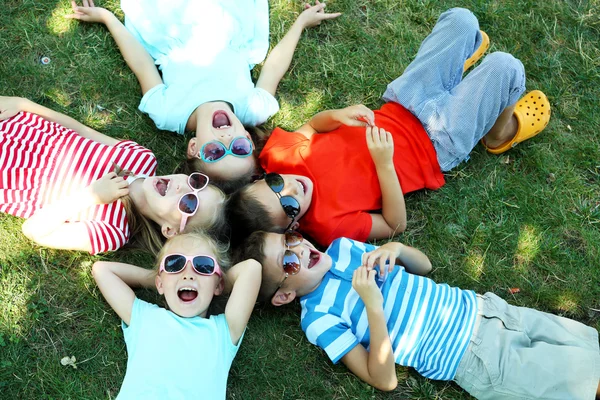 Gelukkige actieve kinderen — Stockfoto