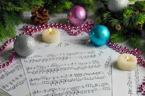Notas de música com decoração de Natal — Fotografia de Stock