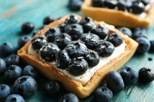 Gourmet-Blaubeertorten auf dem Tisch — Stockfoto