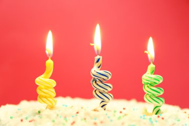 Mumlu doğum günü pastası