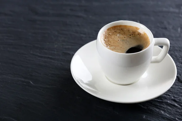 Xícara de café na mesa — Fotografia de Stock