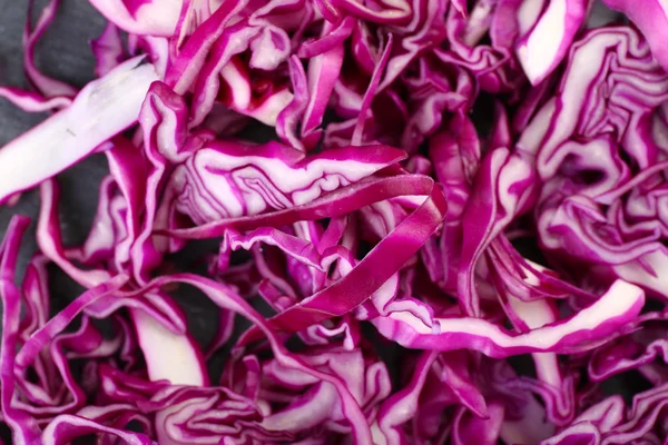 Cut red cabbage closeup — Stock Photo, Image