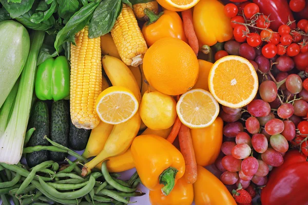 Frutas e legumes frescos close-up — Fotografia de Stock