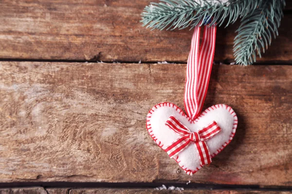 Ángel de Navidad sobre fondo de madera — Foto de Stock