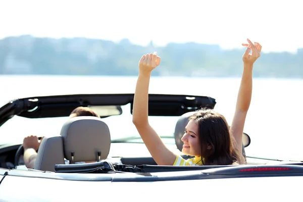 Couple in the car outside — Stock Photo, Image