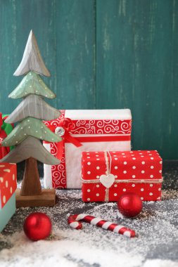 Renkli Noel hediyeleri 