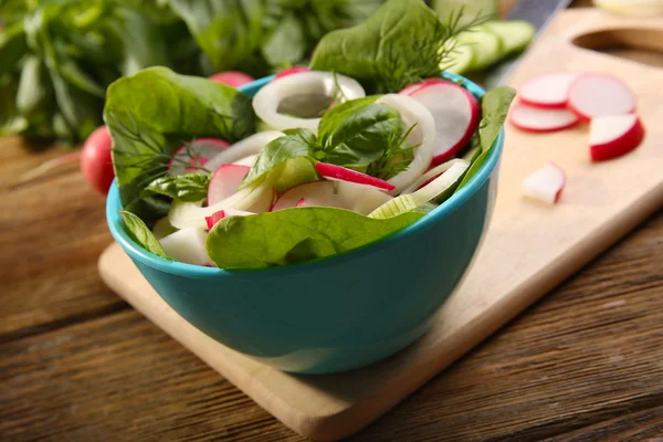 Fresh vegetable salad on table — Stock Photo, Image