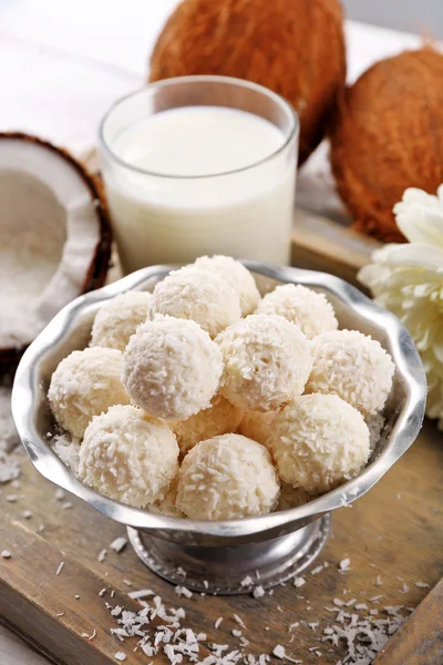 Dulces caseros en copos de coco — Foto de Stock