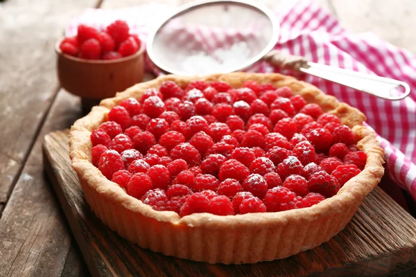 Tart com framboesas frescas — Fotografia de Stock