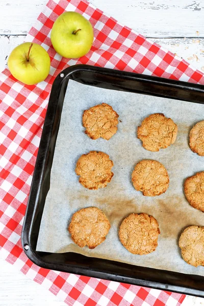 Homemade cookies on baking sheet close up — Stock Photo, Image