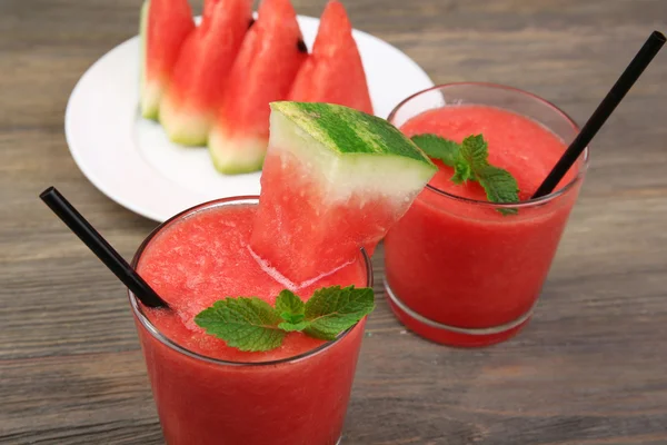 Glasögon av vattenmelon juice — Stockfoto