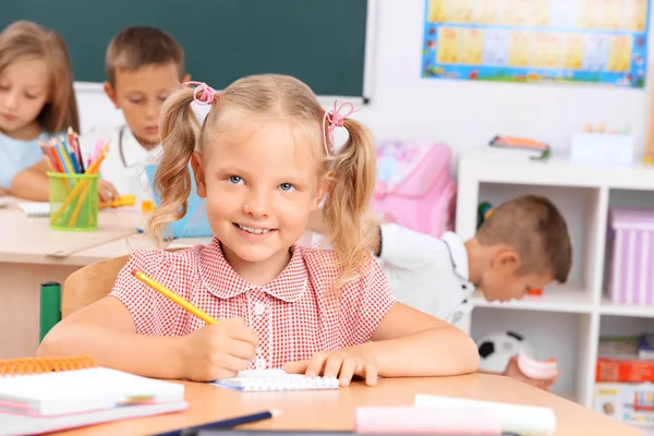 Group of children in classroom — Stock Photo, Image