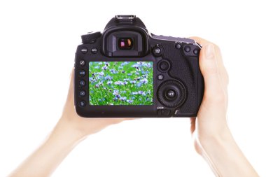 Fotoğrafçı ile iş yerinde fotoğraf makinesi 
