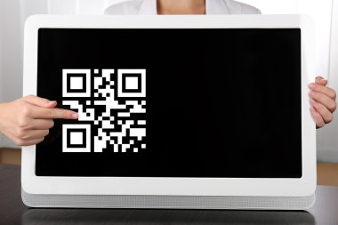 Tablet holding erkek eller 
