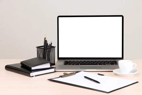 Office werkplek met computer — Stockfoto