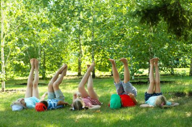 mutlu çocuklar aktif 