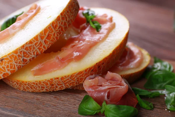 Melon with prosciutto of Parma ham — Stock Photo, Image