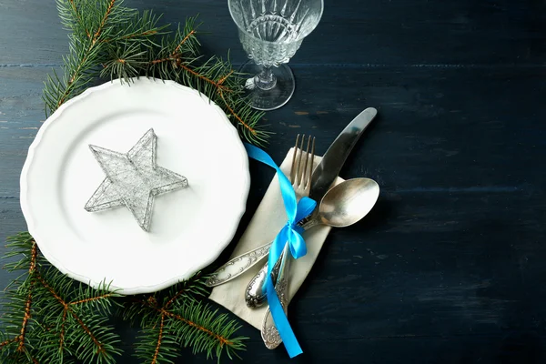 Konzept für weihnachtliches Tischdecken — Stockfoto