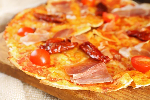 Sabroso delicioso primer plano pizza — Foto de Stock