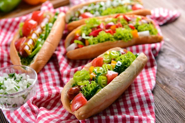 Hot dog e verdure — Foto Stock