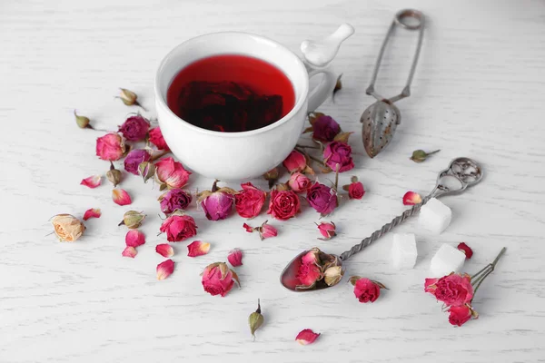 Flores de rosa de té y té — Foto de Stock