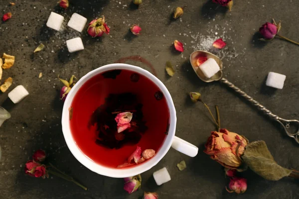 Róża herbaty z cukrem — Zdjęcie stockowe