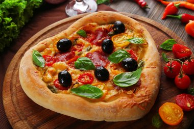 kalp şeklinde pizza