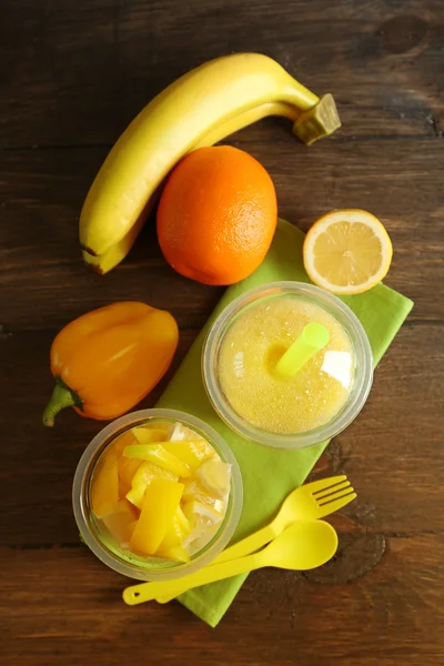 Salade de fruits et légumes jaunes — Photo