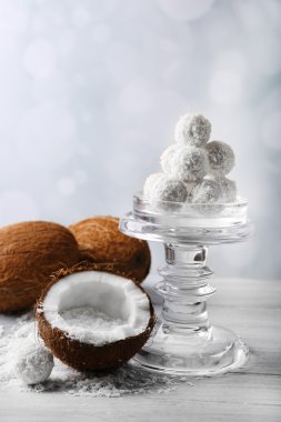 Hindistan cevizi pul şekerler