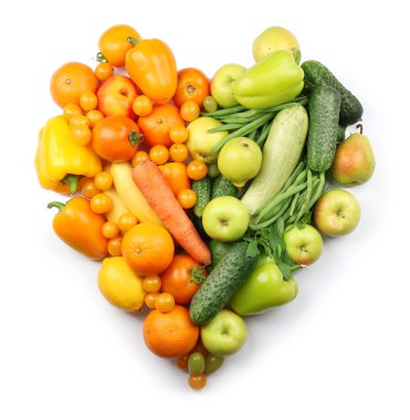 taze meyve ve sebzeler beyaz üzerine izole edilmiş.