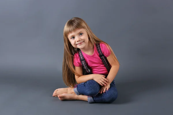Gadis kecil yang cantik — Stok Foto