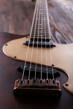Elektro gitar masada 